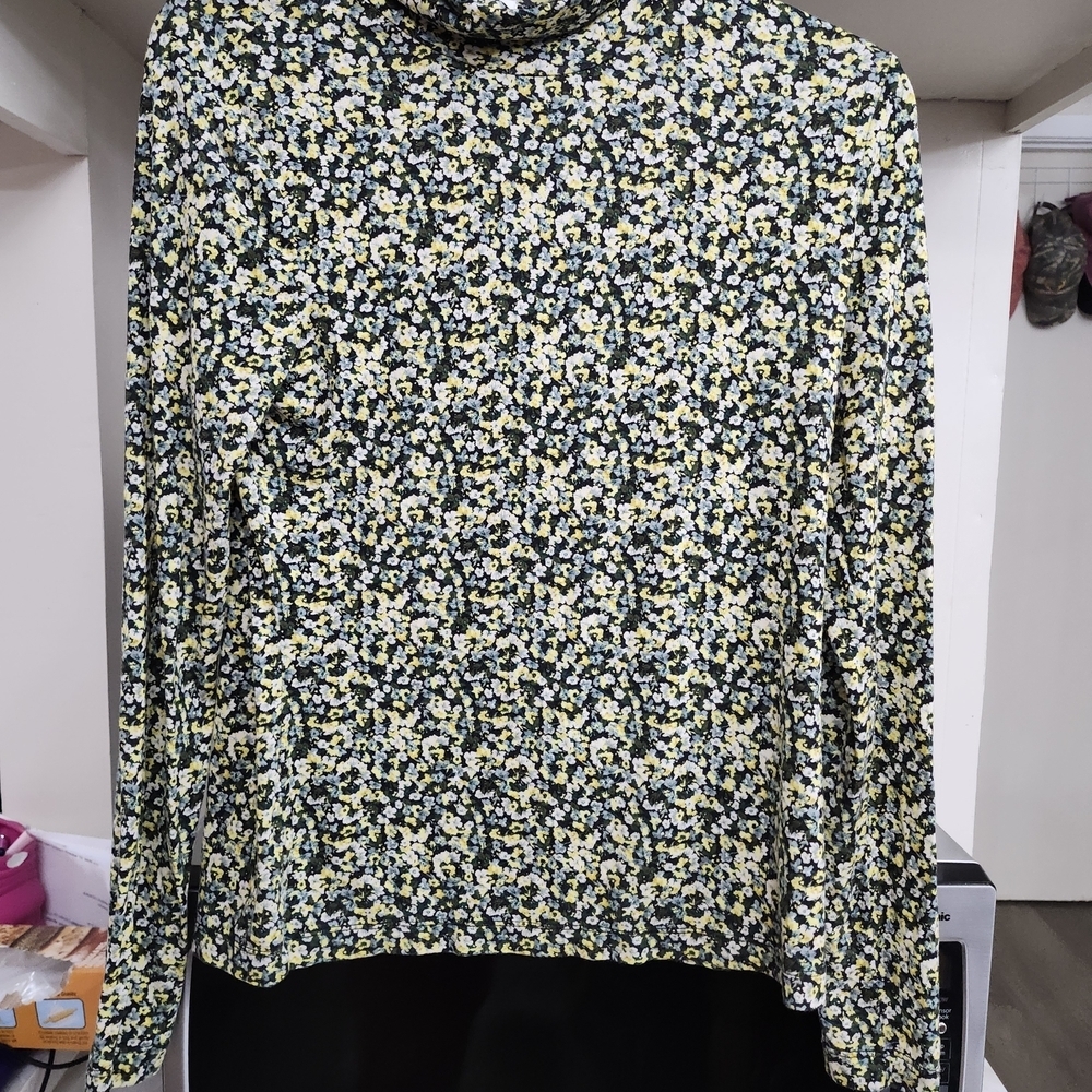 H&M Black and Yellow Floral Blouse